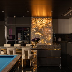 Time City  Apartment